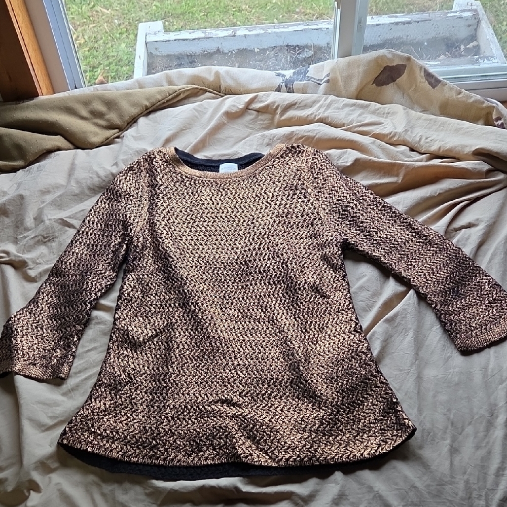Chico's Black and Gold Knit Top size 0